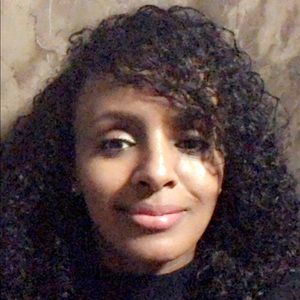 Meet your Posher, Sara